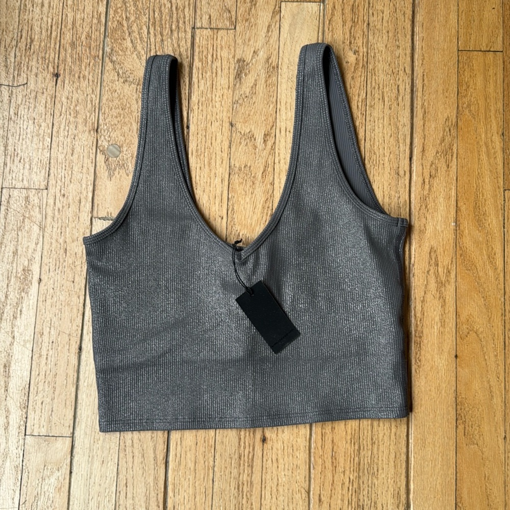 Sparkly gray ona wear workout top
